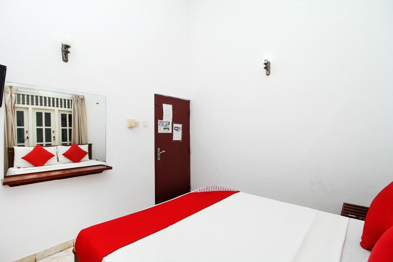 Hotel Empryean Katunayaka Екстериор снимка